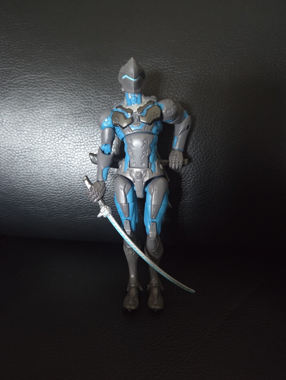 Hasbro Overwatch Ultimates Series 6-inch Carbon Fiber Genji action figure